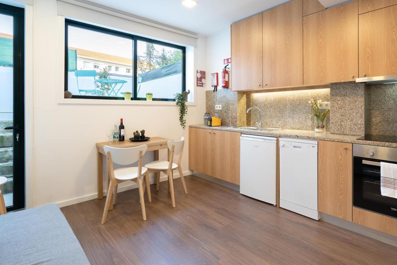 Host Wise - Modern Studios With Terrace - Walk Everywhere Porto Exterior photo