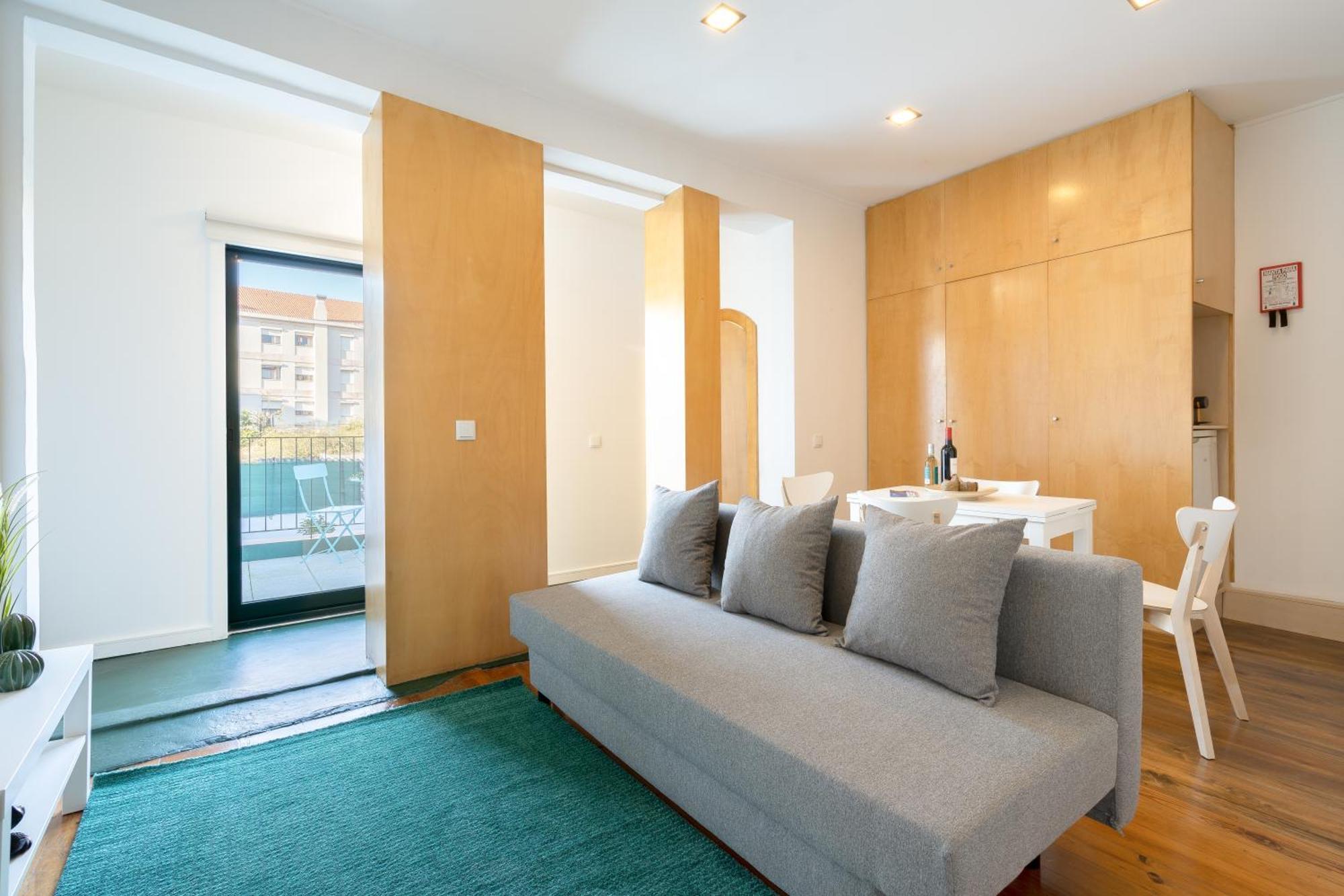 Host Wise - Modern Studios With Terrace - Walk Everywhere Porto Room photo